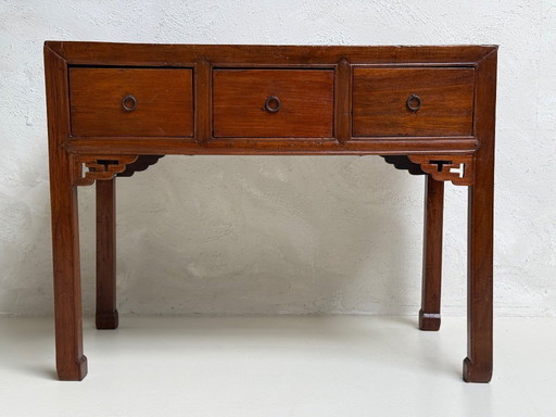 Traditional Chinese Side Table | 3 Drawers | Early 19th Century