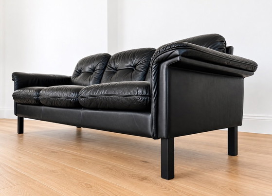 Divano vintage danese a 3 posti in pelle nera, stile metà secolo, anni '70. – Vintage Danish Mid Century (photo 7 of 9)