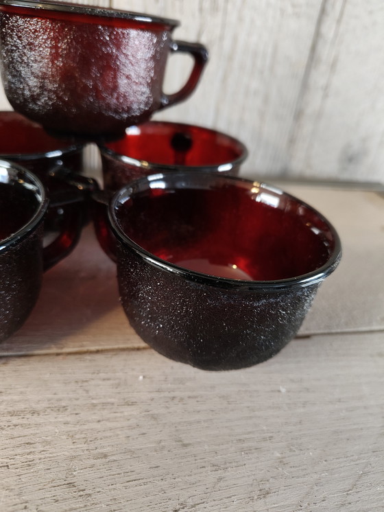 Image 1 of 6 tazze e piattini vintage Arcopal Arcoroc Siera Red