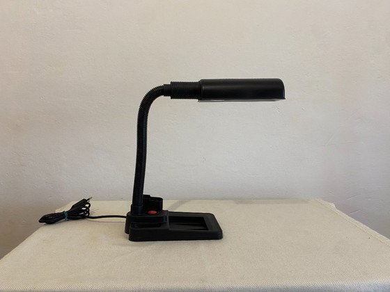 Lampe de bureau col de cygne vintage Veneta Lumi italienne, années 1980 – Metal, Plastic (photo 9 of 14)