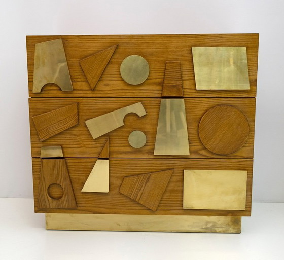 Image 1 of Cassettiere brutaliste italiane in frassino e ottone, due