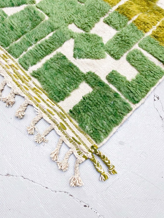 Image 1 of Traditional handmade Berber carpet 250cmx150cm