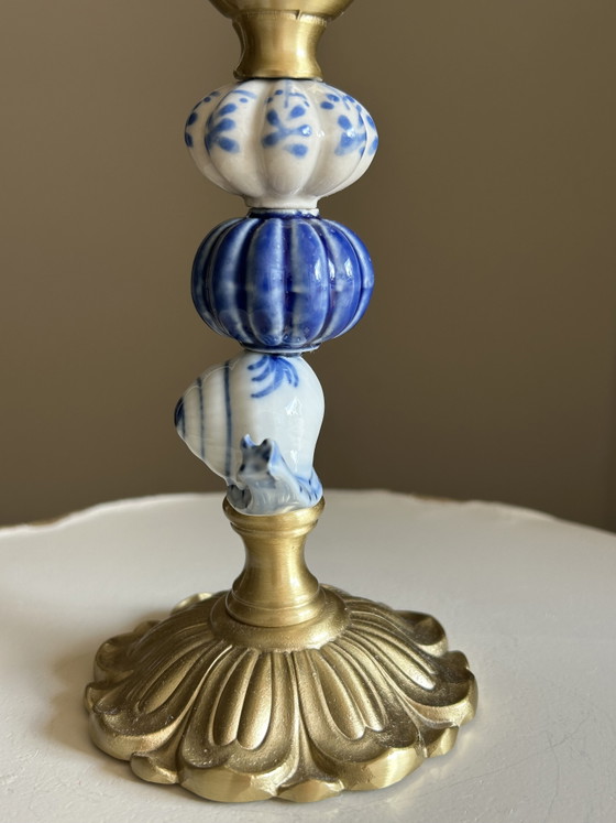 Handmade brass candle holder. Delft Blue figurine. Ceramic beads. – Nori Vinci (photo 6 of 9)