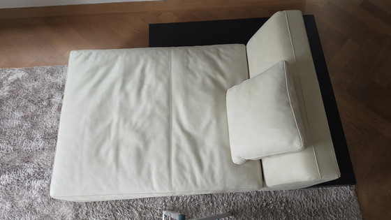 Image 1 of 2x Chaise Longue in pelle bianca, Frigerio moderno e confortevole