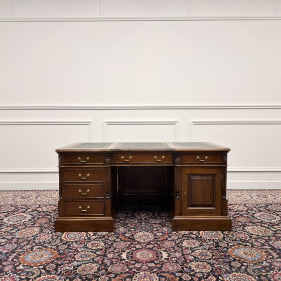 Classic English Chesterfield Desk with Modesty Panel – Leather, Wood (photo 3 of 21)