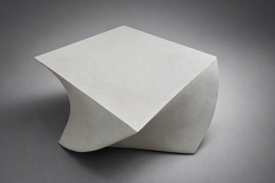 Image 1 of Salontafel "Monolith" van gewaxt beton