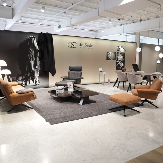 Image 1 of de Sede DS-31 3-seater sofa with armchair and footstool