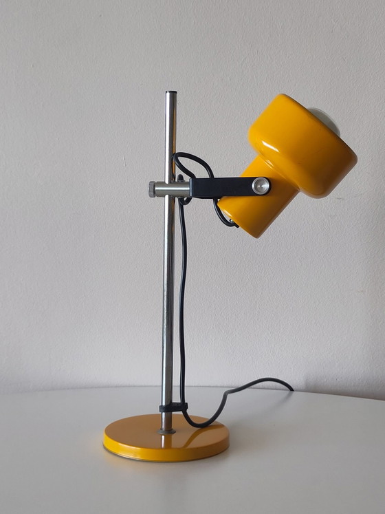 Lampada gialla vintage con faretto, Lampade da tavolo, Metallo, Giallo (foto 4 di 14)