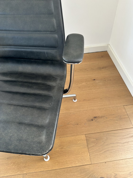 Cappellini Lotus High – Jasper Morrison – Cuir noir – Chaises pivotantes, Chrome, Leather (photo 4 of 9)
