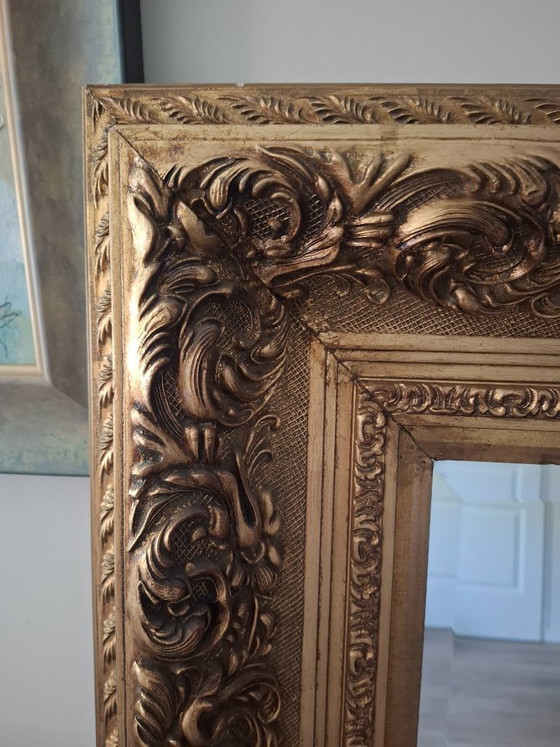 Grote facetspiegel met een rijk gedecoreerde barokke gouden lijst – Wood, Glass (photo 5 of 5)