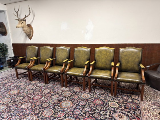 Set Klassische Englische Chesterfield President Stühle – Esszimmerstühle, Leather, Wood (photo 2 of 12)
