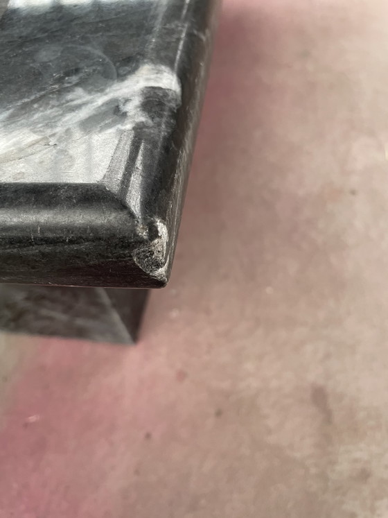 Image 1 of Zwart marmeren salontafel uit de jaren zeventig 