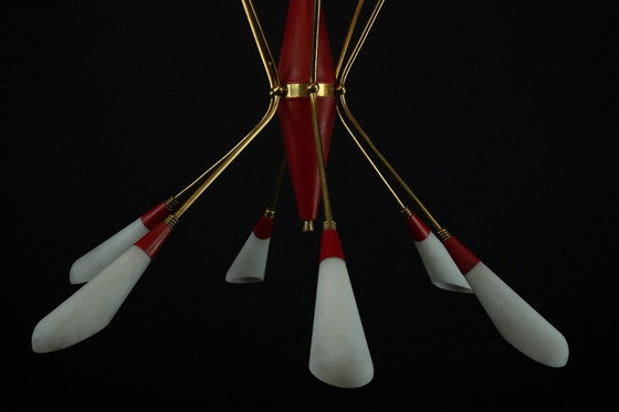 Image 1 of Araña de 12 luces de mediados de siglo a la manera de Stilnovo. Italia años 50