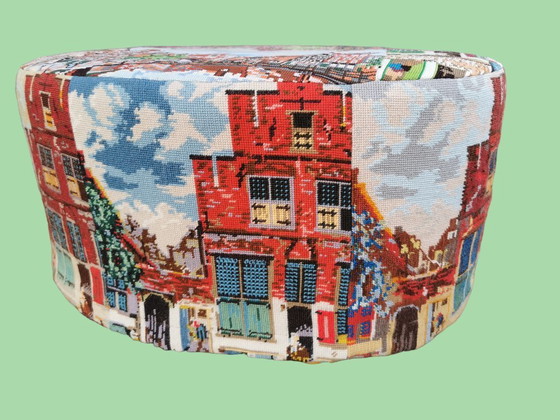 Image 1 of Cover for an oval pouf by Vermeer "Street in Delft"