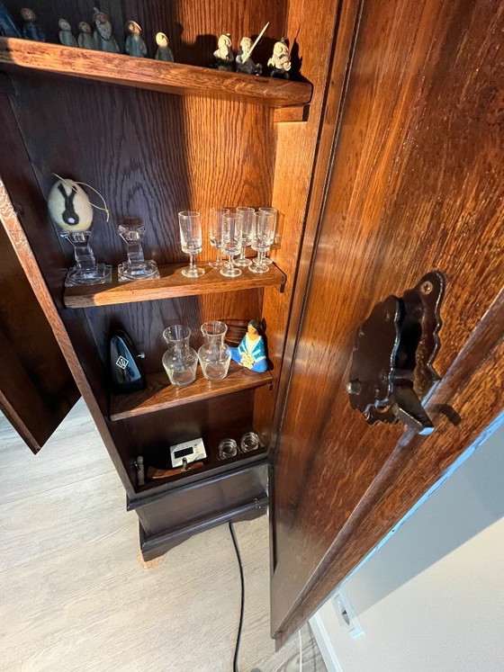 Image 1 of Eikenhouten wandkast van Almondehoeve. 190cm hoog