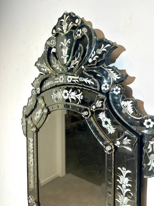Espejo veneciano grabado con escudo ornamentado de rubí – spiegels, Glass (photo 2 of 4)