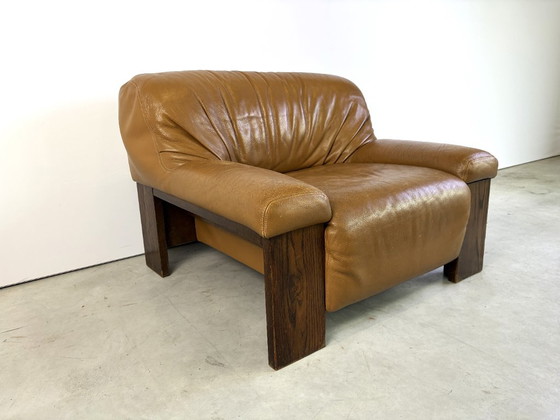 Brutalistischer Ledersessel, 1960er Jahre – Holz (photo 9 of 11)