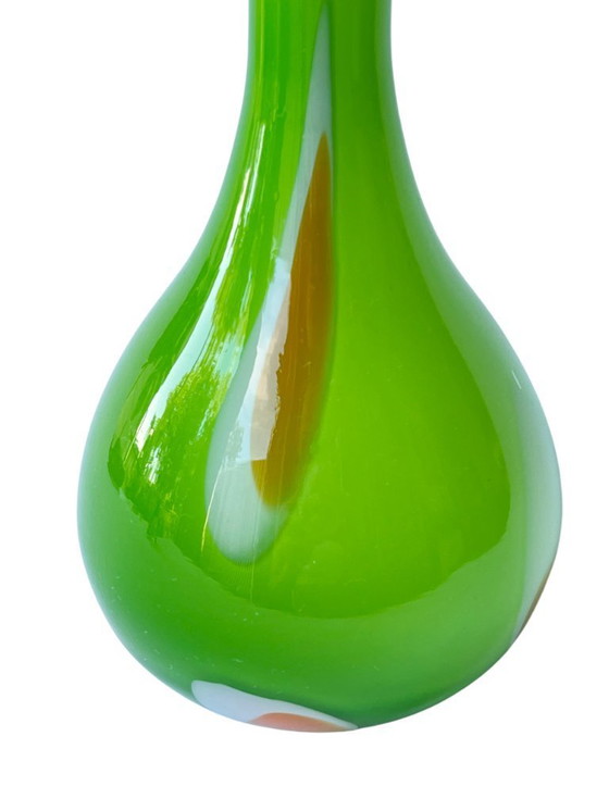 Image 1 of Design italiano - Vaso a goccia verde lime anni '70 in vetro incamiciato