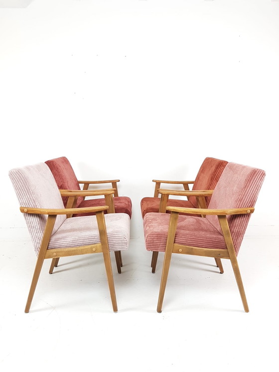 Image 1 of Set van 4 vintage fauteuils roze tinten nieuw gestoffeerd