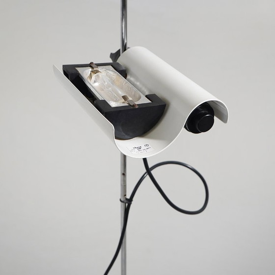 Image 1 of Stehleuchte „Dim 333“ von Vico Magistretti für Oluce, 1970er Jahre