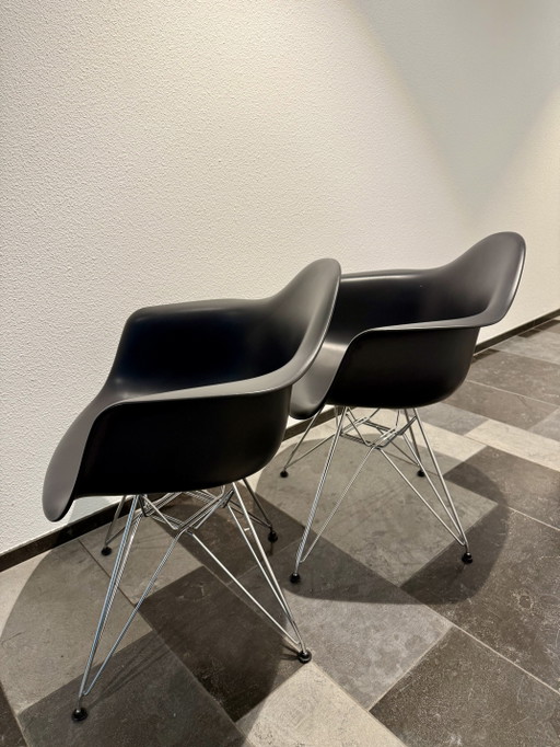 2x Vitra Eames DAR Fauteuils
