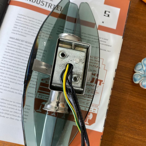 Image 1 of Aplique de pared Veca en cristal gris ahumado y metal cromado