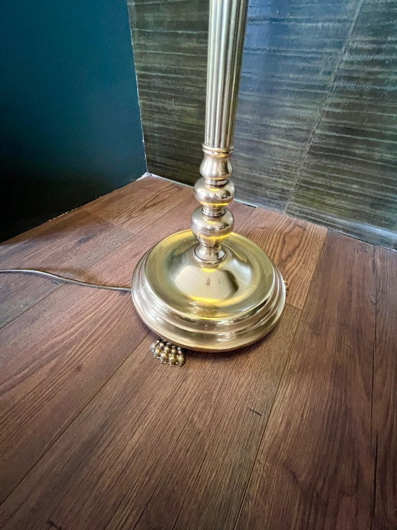 Image 1 of Lampada da terra neoclassica d'epoca in ottone massiccio con piedi a forma di leone e paralume in pelle, 1950-1960