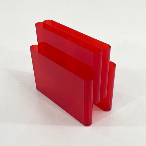 Portariviste in lucite rosso di Giotto Stoppino per Kartell, anni '70