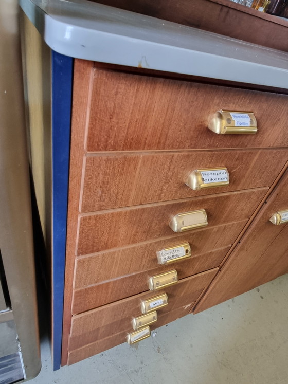 Vintage Apothecary Cabinet 60s Midcentury – Sideboard, Marble, Wood (photo 18 of 25)