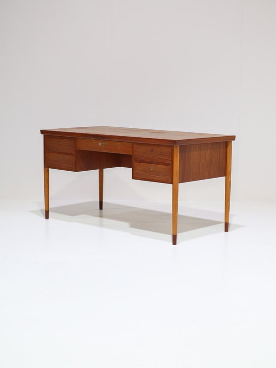 Image 1 of Vrijstaand bureau Deens teak vintage 1960s