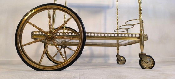 Image 1 of 😍✨ Prachtige serveerwagen op wielen van messing en glas van Maison Baguès - Hollywood Regency, jaren 50 ✨😍