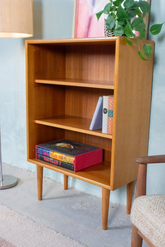 Image 1 of Vintage teakhouten boekenkast, ladekast, dressoir, Deense stijl uit het midden van de 20e eeuw