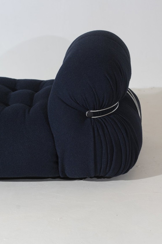 Image 1 of Vintage Soriana 2-Sitzer-Sofa von Afra & Tobia Scarpa in nachtblauem Bouclé