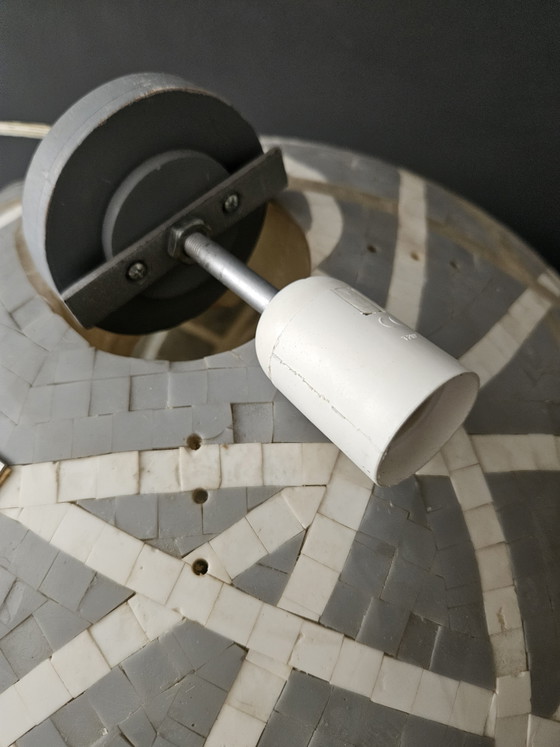 2 Exclusieve Kayak Mozaïek Hanglampen XL Ø 60 – Stone (photo 9 of 15)