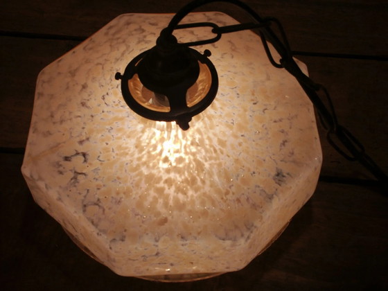 Pink opaline suspension – Pendant lamps, Vintage (photo 5 of 7)