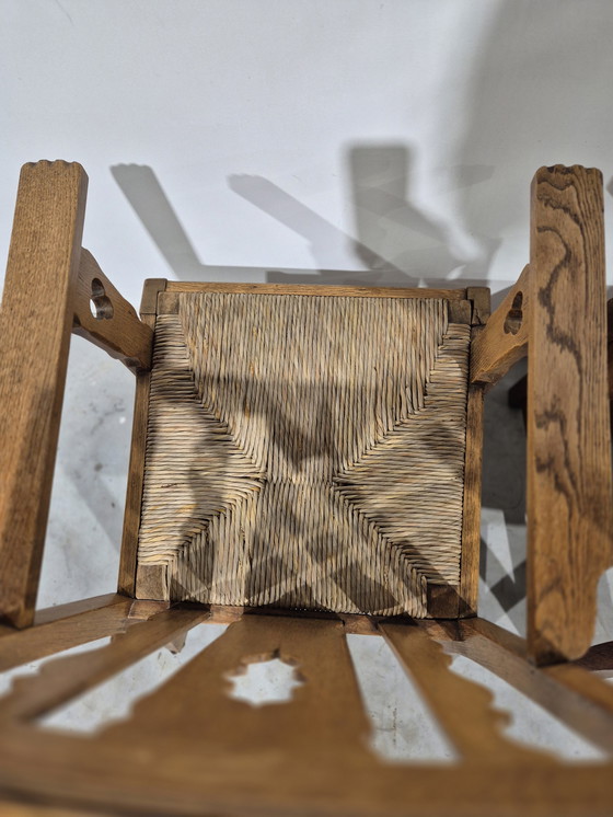 Image 1 of Due poltrone in rovere in stile brutalista Arts & Crafts.