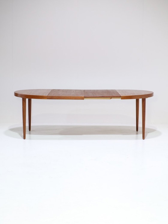 Image 1 of Extendable round dining table teak Danish vintage