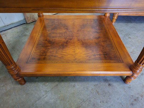 Image 1 of Klassieke Italiaanse bijzettafel, salontafel met facet geslepen glas afm: 70x70cm en 49cm hoog.
