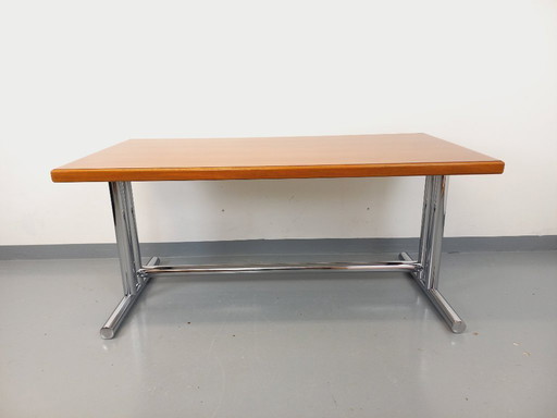 Vintage desk in walnut wood and chrome metal from the 1970s