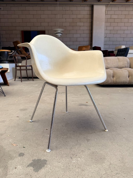 Silla Eames DAX de Herman Miller, fibra de vidrio. – eetkamerstoelen, Metal, Chrome