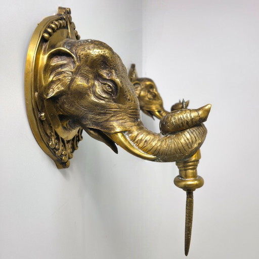 Set aus Art-Deco-Wandleuchten aus Messing, Elefant XL Regency