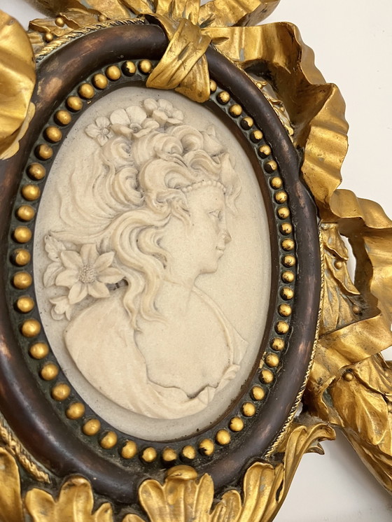 Image 1 of Miroir vintage à blason 105x55cm