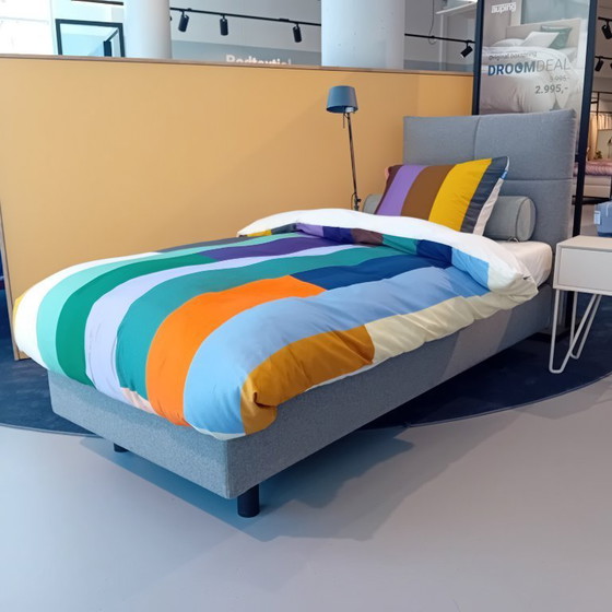 Image 1 of Auping Original boxspring - 90x210 Bestaande uit: 1x Original boxspring vlak 90x210cm 1x Hoofdbord Valencia 115cm hoog 1x Adagio