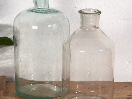 Antieke apothekersflessen (ca. 1920). 2-delige set #29 – Glazen & Karaffen, Glass (photo 2 of 10)