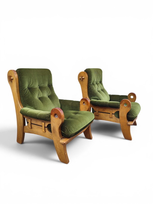 Paire de fauteuils en chêne de style brutaliste