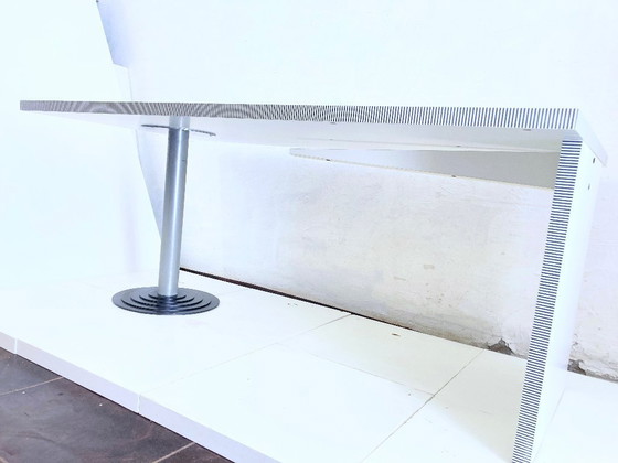 Image 1 of Großer 80er Jahre Schreibtisch Modell Kroma Design Antonia Astori für Driade