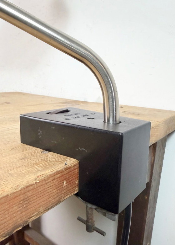 Image 1 of Grijze industriële bureaulamp van Elektrosvit uit de jaren 70, geschikt voor in een fabriek.