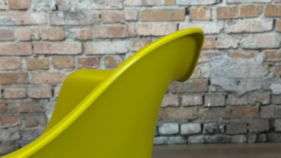 Vitra DAR – Plastique Moutarde | Charles & Ray Eames – Fauteuils, Plastic, Chrome (photo 10 of 17)