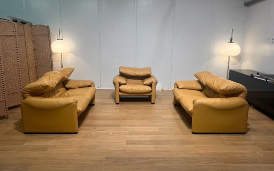 Image 1 of 2x Nieuwstaat Cassina Maralunga 2-Zits Bank Bruin Leer