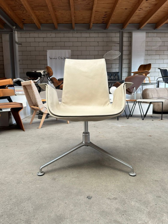 Image 1 of Poltrona Tulip FK6727 Walter Knoll di Fabricius & Kastholm
